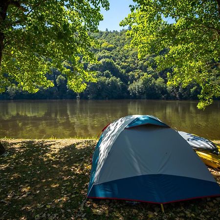 Camping Le Chateau Du Gibanel Saint-Martial-Entraygues エクステリア 写真
