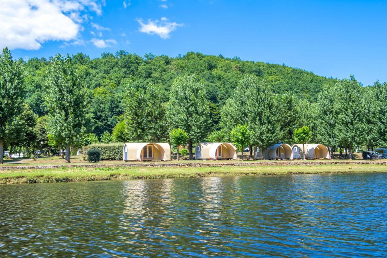 Camping Le Chateau Du Gibanel Saint-Martial-Entraygues エクステリア 写真