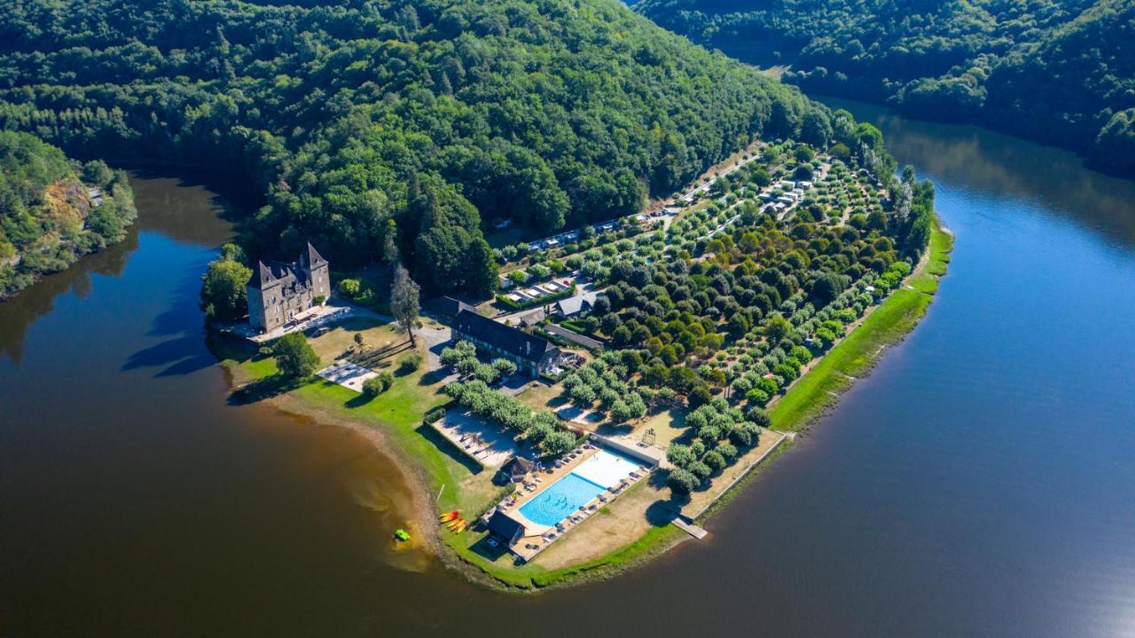 Camping Le Chateau Du Gibanel Saint-Martial-Entraygues エクステリア 写真