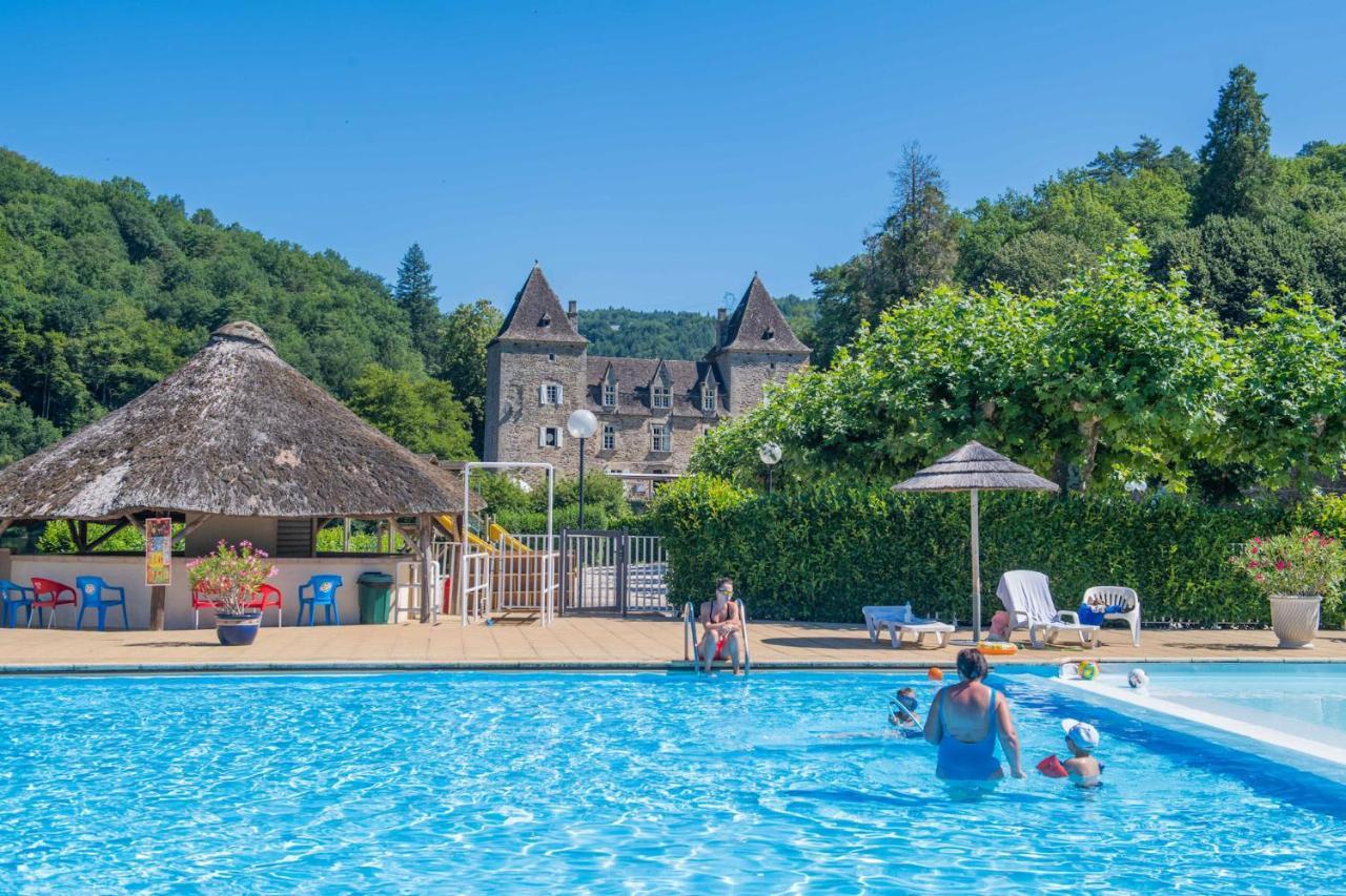 Camping Le Chateau Du Gibanel Saint-Martial-Entraygues エクステリア 写真