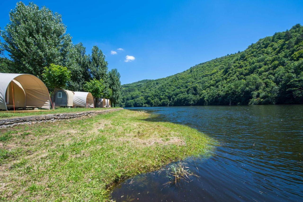 Camping Le Chateau Du Gibanel Saint-Martial-Entraygues エクステリア 写真