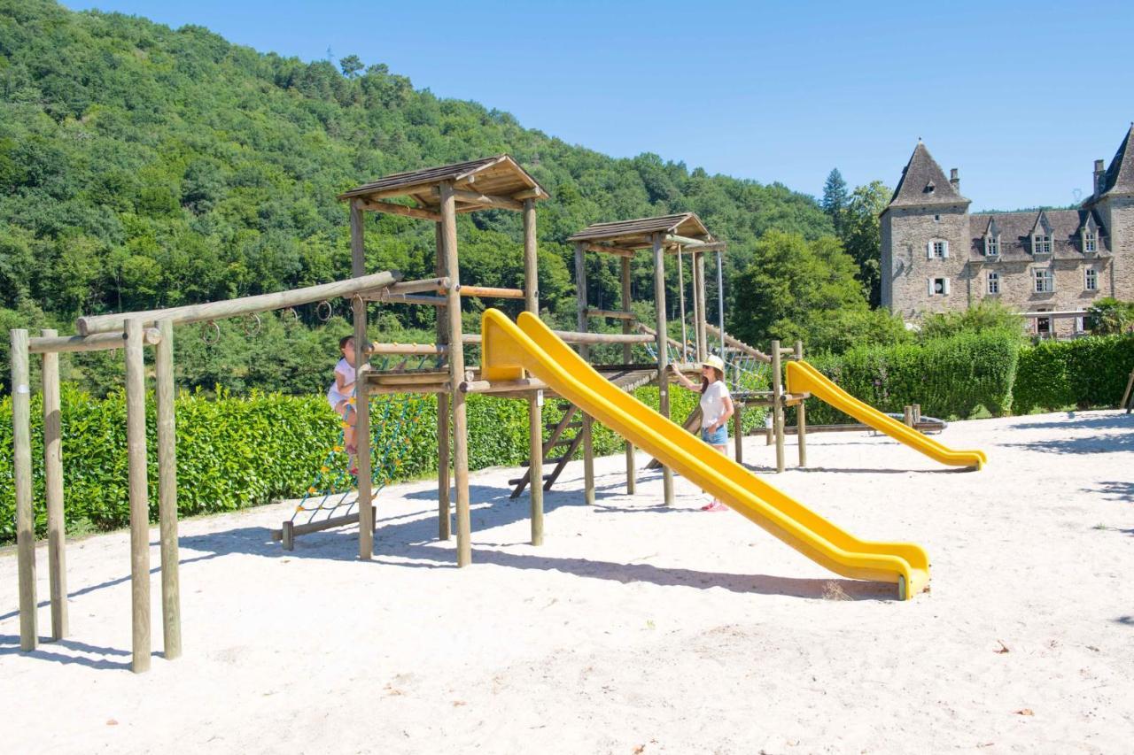 Camping Le Chateau Du Gibanel Saint-Martial-Entraygues エクステリア 写真