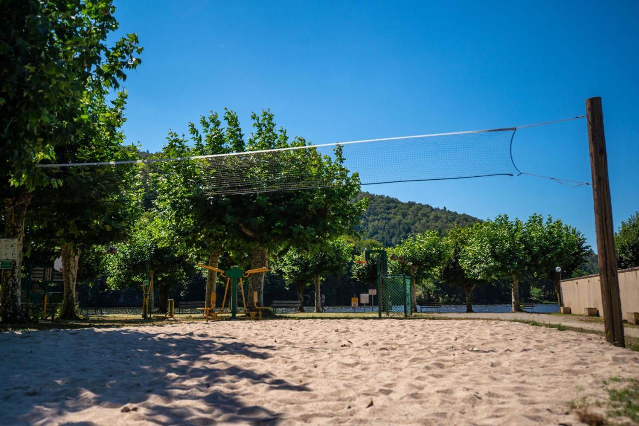 Camping Le Chateau Du Gibanel Saint-Martial-Entraygues エクステリア 写真