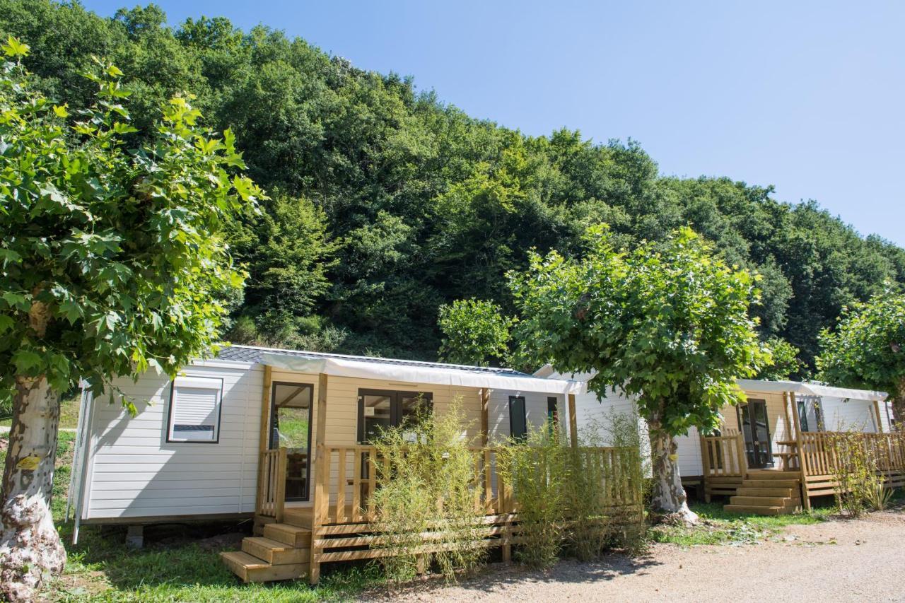 Camping Le Chateau Du Gibanel Saint-Martial-Entraygues エクステリア 写真