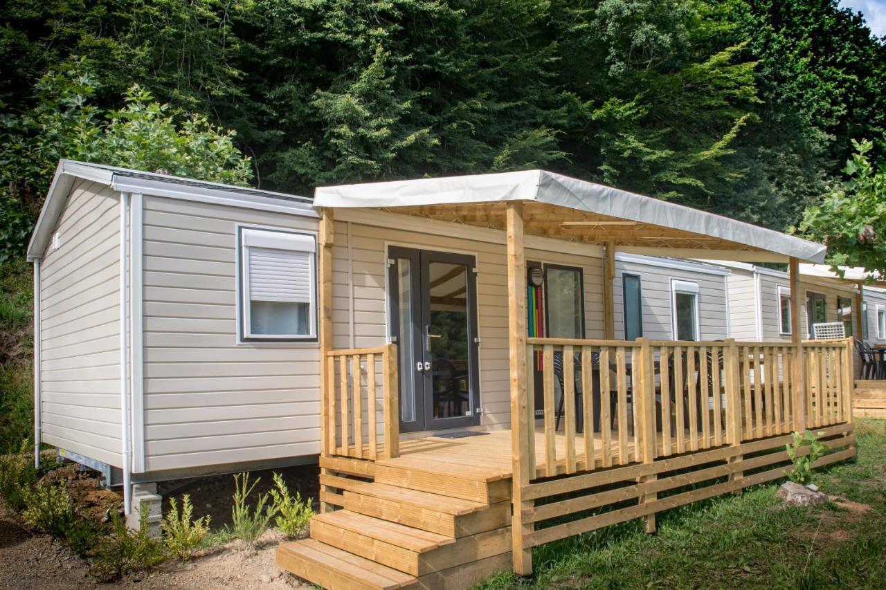 Camping Le Chateau Du Gibanel Saint-Martial-Entraygues エクステリア 写真